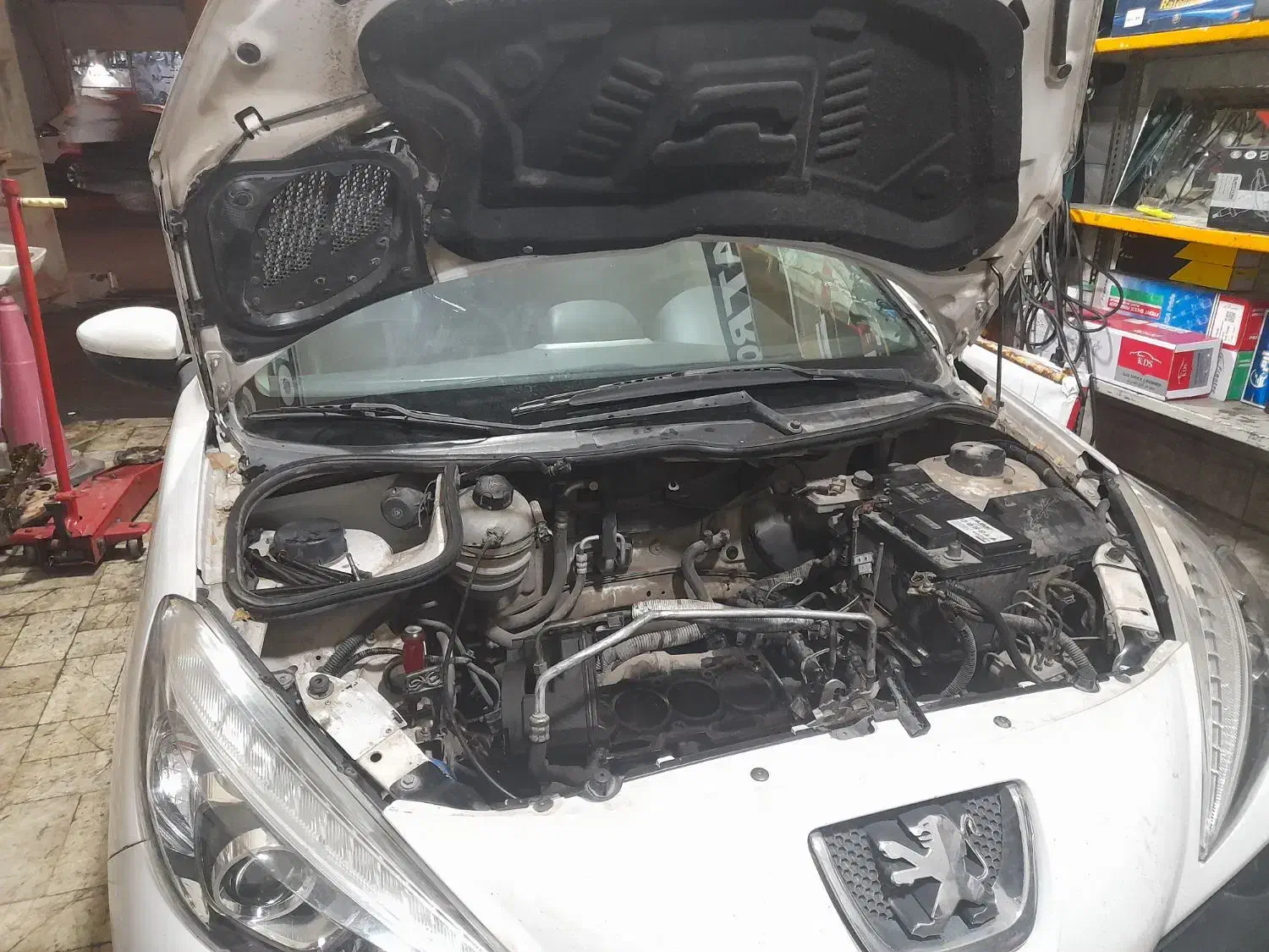 تعمیر مکانیکی و جلوبندی|خدمات موتور و ماشین|اراک, |دیوار