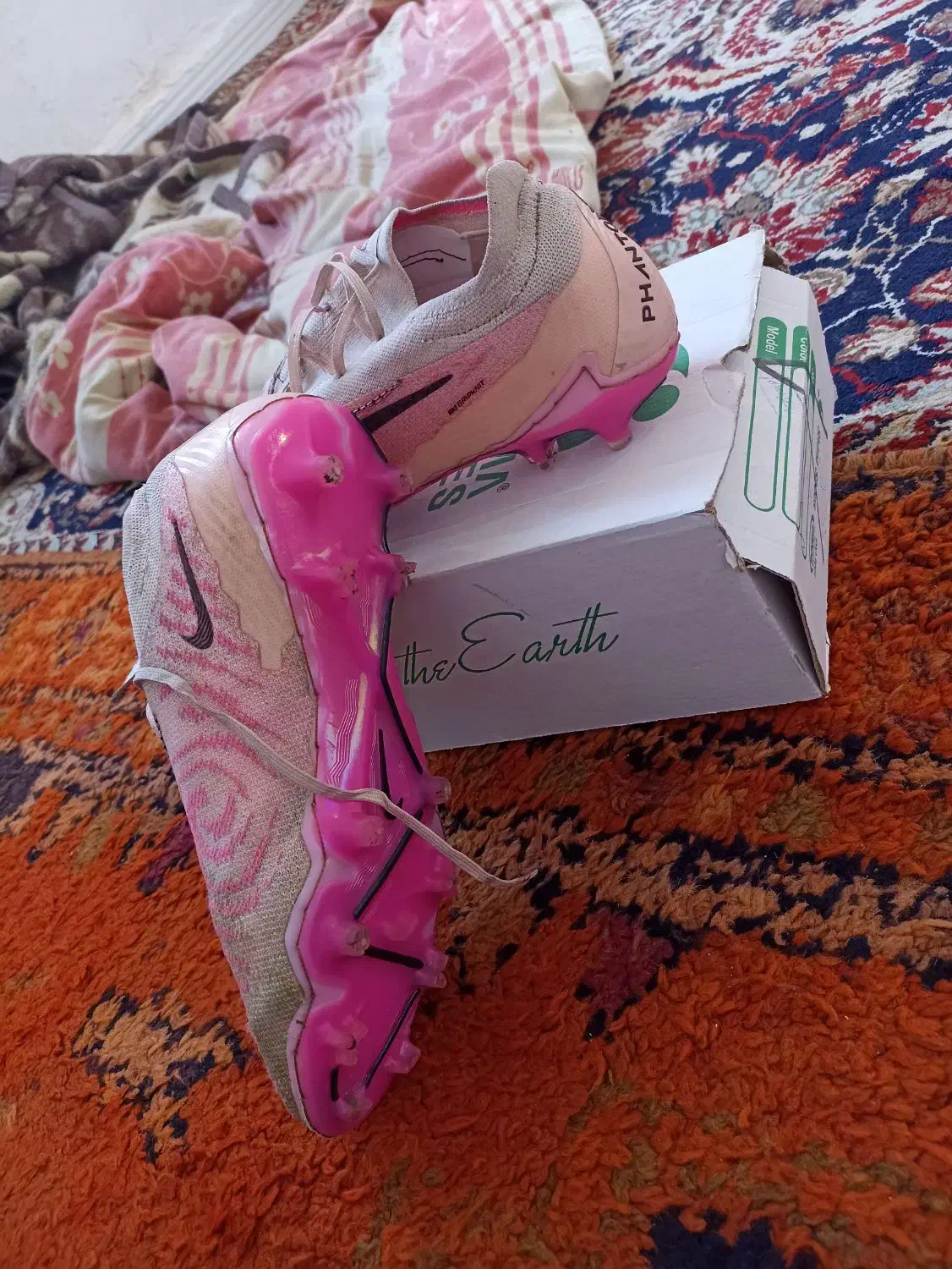 کفش استوک|کیف، کفش، کمربند|اهواز, دغاغله|دیوار