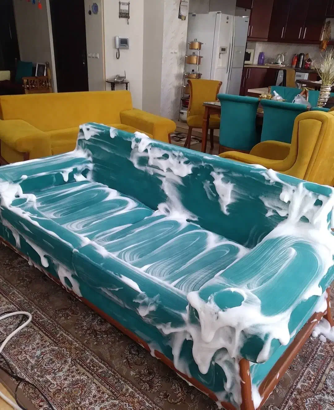 مبلتو نه مبل شویی تو عوض کن و قالیشویی تخصصی  قالی|خدمات نظافت|نیشابور, شهرک بسیج|دیوار