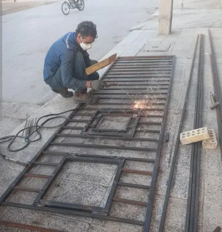 جوشکار دنبال کار روزمزد|خدمات پیشه و مهارت|خاش, |دیوار