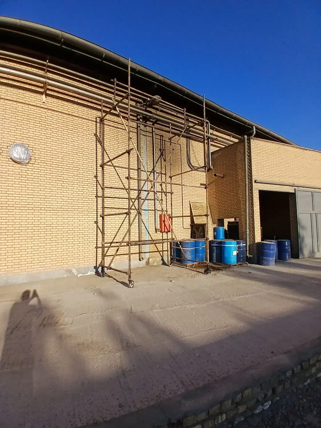 نصب داربست فلزی|خدمات پیشه و مهارت|قم, شهرک مهدیه (مدرس)|دیوار