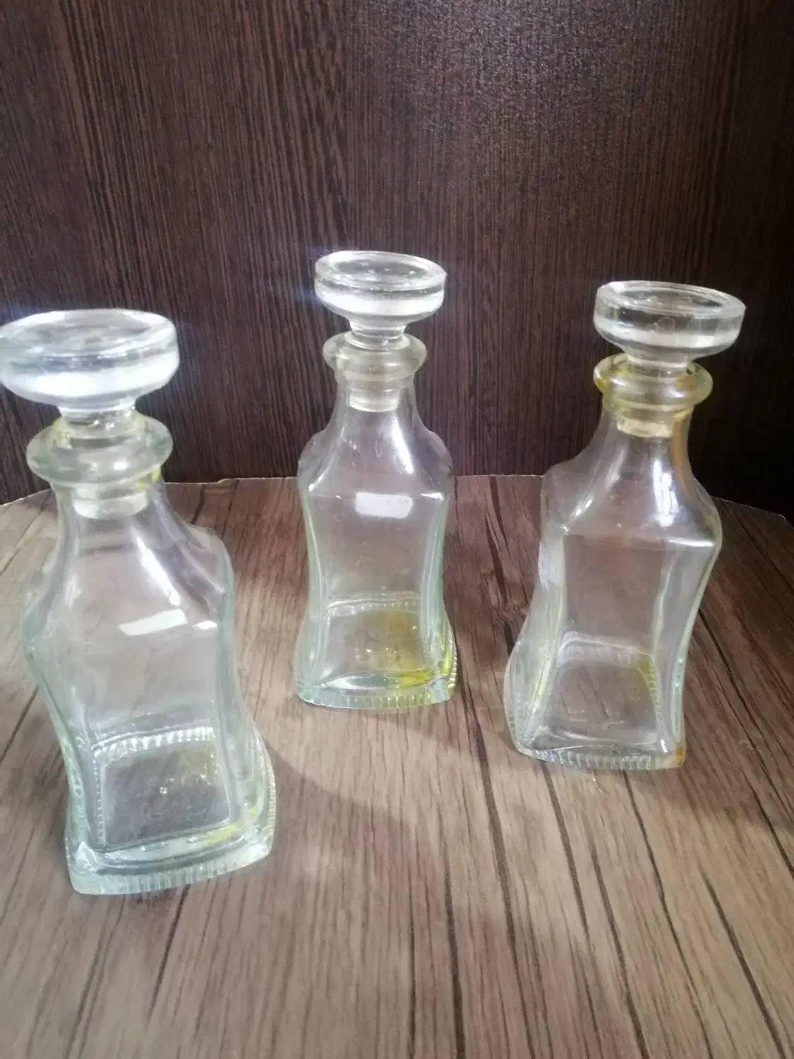 ظروف جای عطر در طرح ورنگ مختلف|آرایشی، بهداشتی، درمانی|شیراز, شهرک والفجر|دیوار