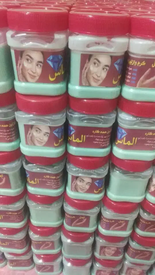 وازلین عمده فروش قیمت ۵۰|عمده‌فروشی|ایرانشهر, |دیوار