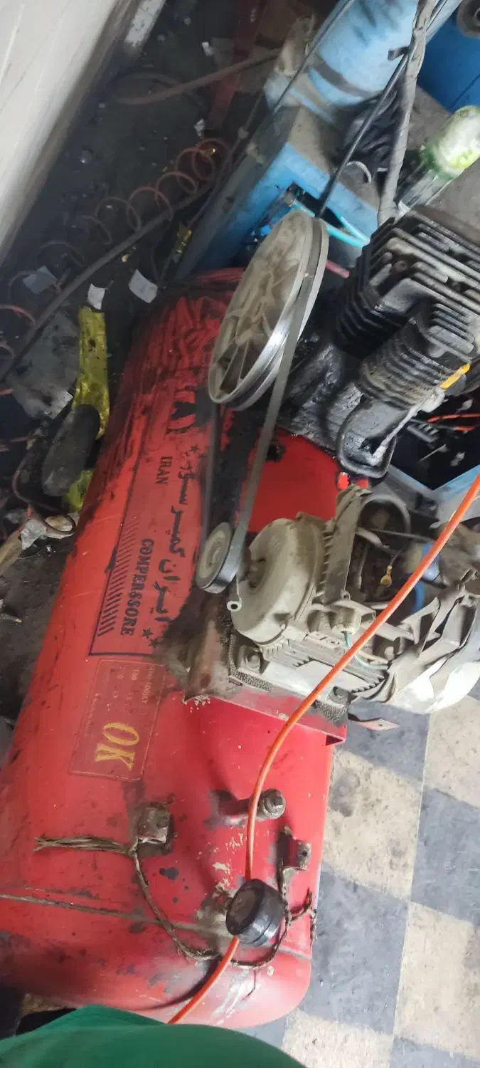 به یک کارگر ساده ماهربرای پنچرگیری نیازمندیم|استخدام صنعتی، فنی، مهندسی|کرمانشاه, |دیوار