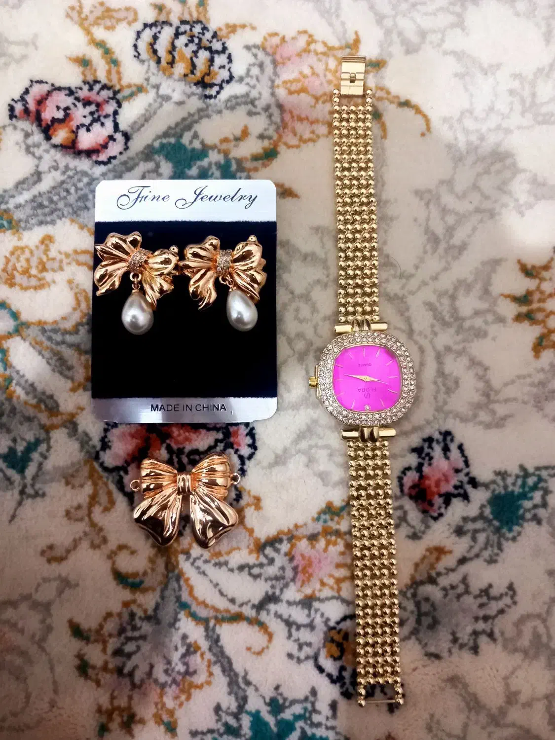 ساعت فول نگین و نیم ست پروانه|ساعت|نسیمشهر, |دیوار