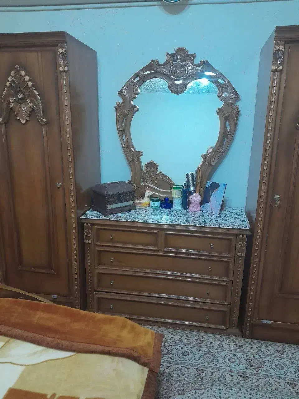 مبل سلطنتی و سرویس خواب|مبلمان خانگی و میز عسلی|اصفهان, فرودگاه شهید بهشتی|دیوار