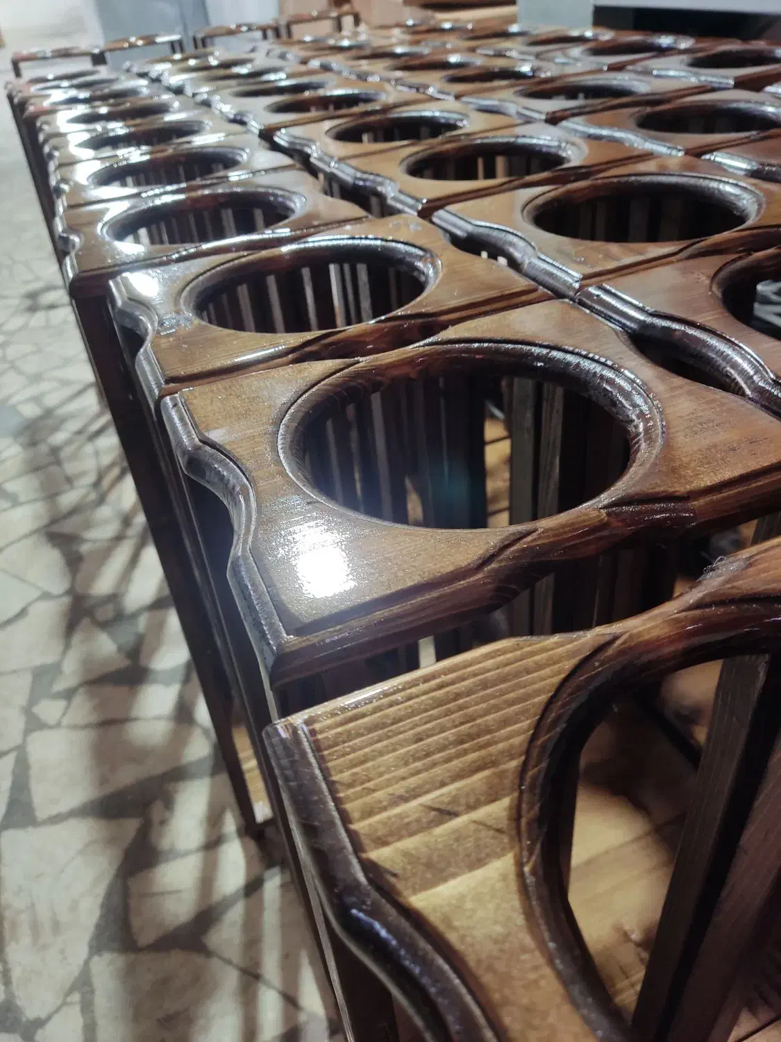 استند گلدان چوبی|گل و گیاه طبیعی|شریفآباد, |دیوار