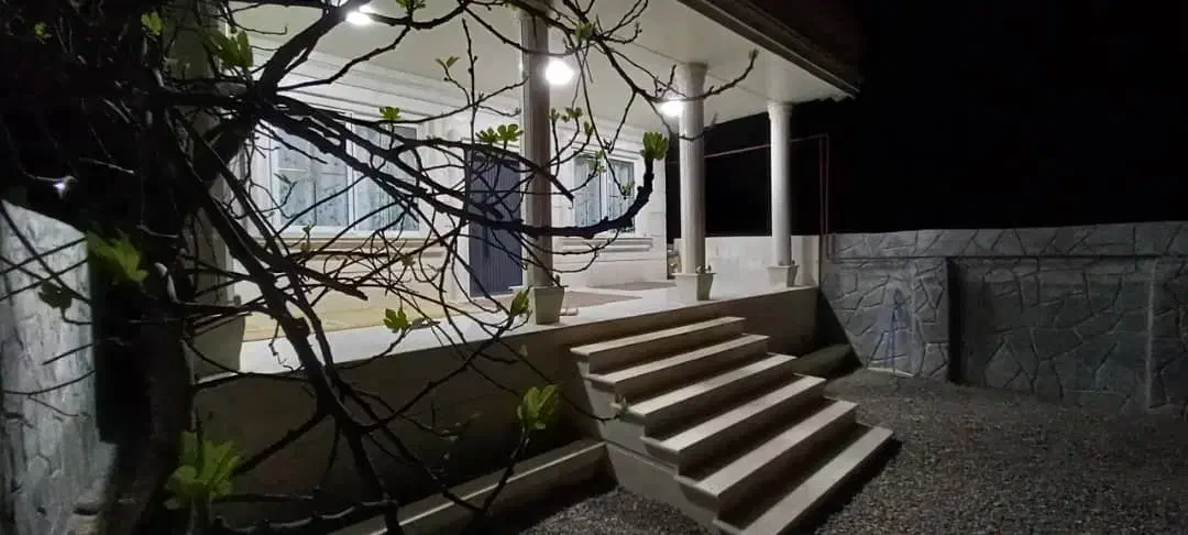 اجاره ویلا نو ساز دو خوابه|اجارهٔ کوتاه‌مدت ویلا و باغ|ماکلوان, |دیوار