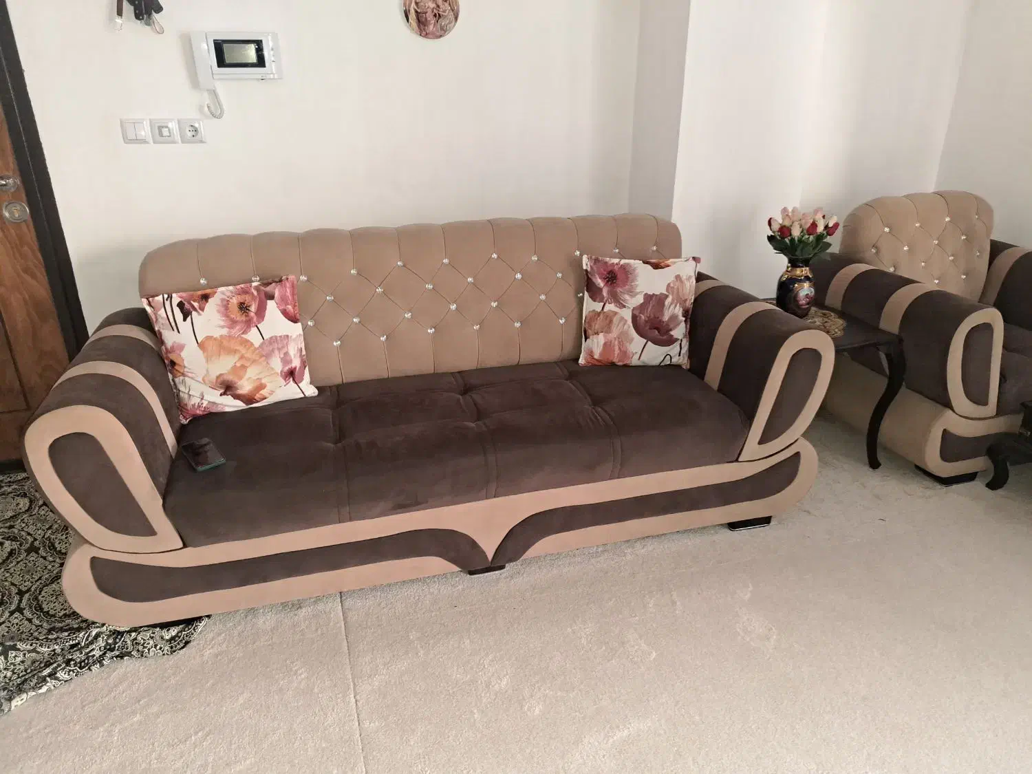 فروش یک دست مبل راحتی 8نفره در حد|مبلمان خانگی و میز عسلی|تالش, هشتپر|دیوار