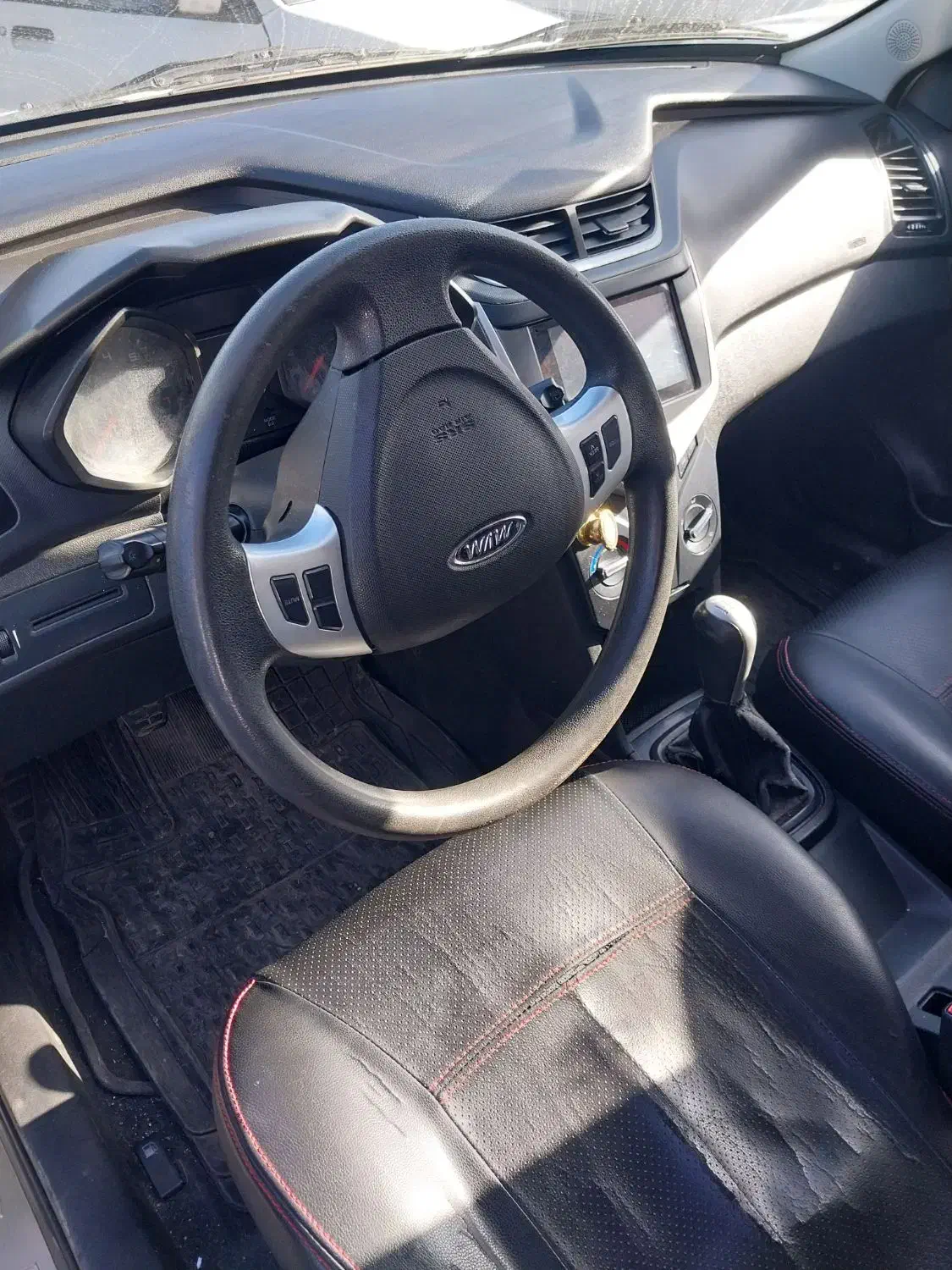 ام وی ام 315|خودرو سواری و وانت|اندیشه, اندیشه فاز ۱|دیوار