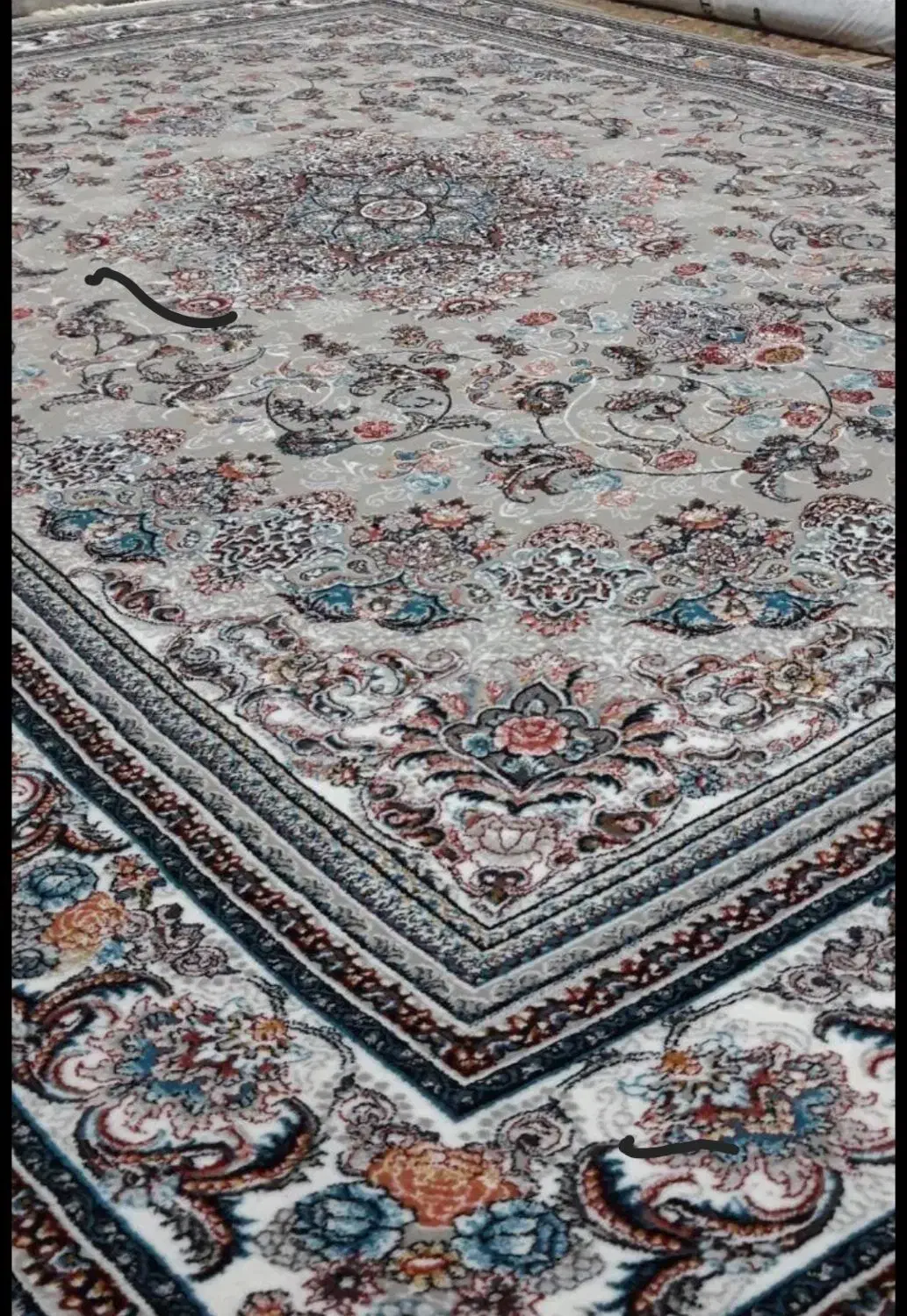 فرش|فرش|تهران, وردآورد|دیوار