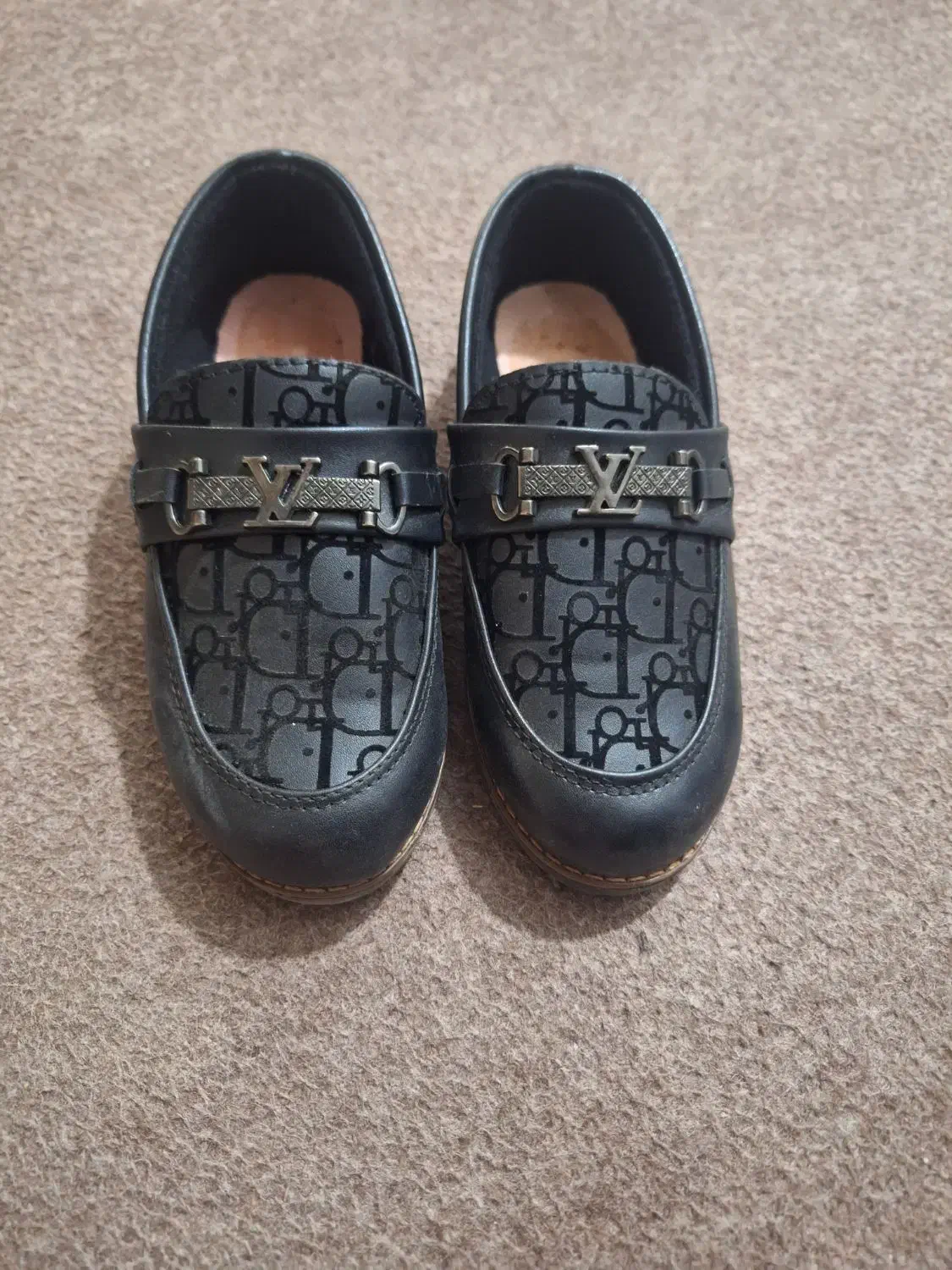 کت شلوار به همراه کفش کالج|کفش و لباس بچه|مشهد, عامل|دیوار