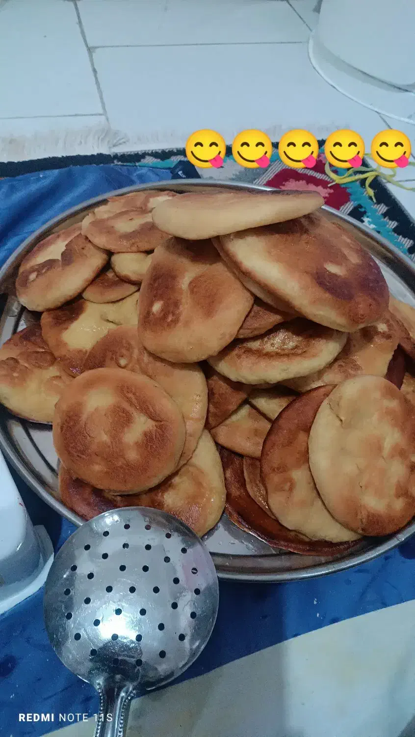 نان روغنی محلی سنتی دونه ای15هزار|خوردنی و آشامیدنی|شاهین دژ, |دیوار