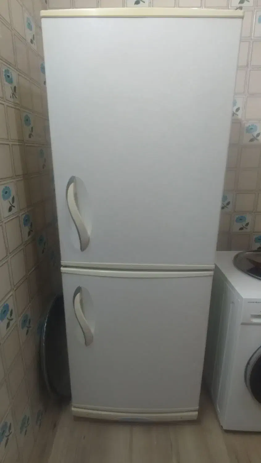 فروش یخچال|یخچال و فریزر|قم, انصار‌الحسین|دیوار