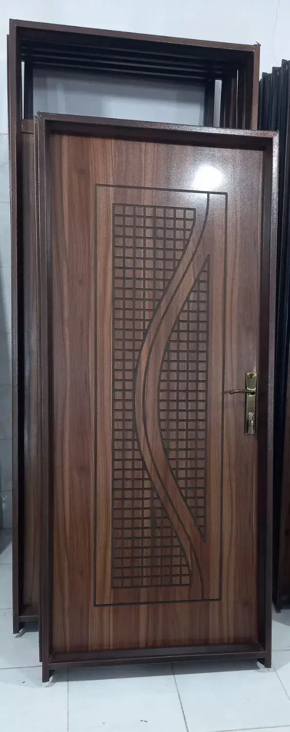 درب اتاقی چوبی با چهارچوب از دم قسط (بدون پول پیش)|مصالح و تجهیزات ساختمان|بم, |دیوار