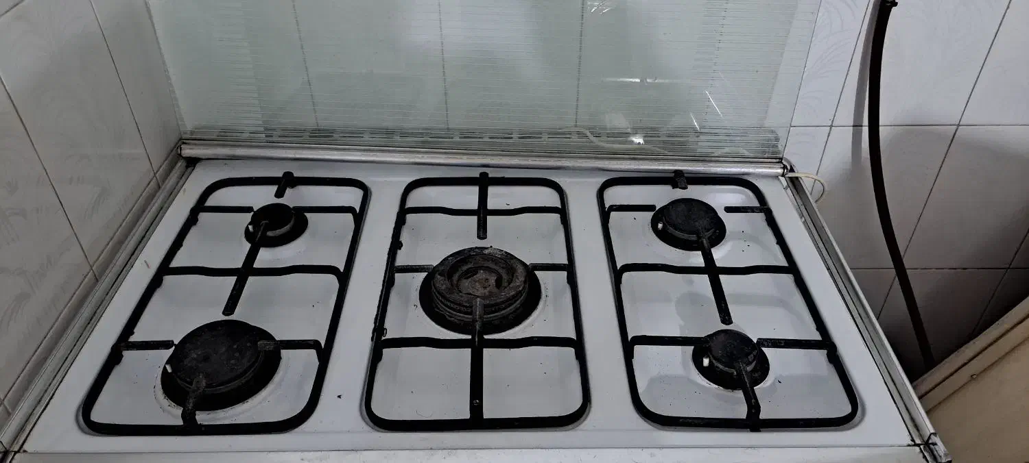 اجاق گاز پنج شعله فردار|اجاق گاز و لوازم برقی پخت‌وپز|هشتگرد, هشتگرد قدیم|دیوار