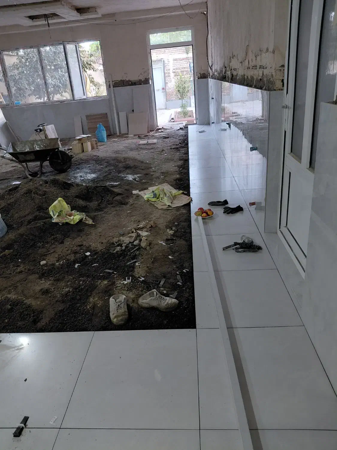 کاشی وسرامیک کاری|خدمات پیشه و مهارت|خوی, |دیوار