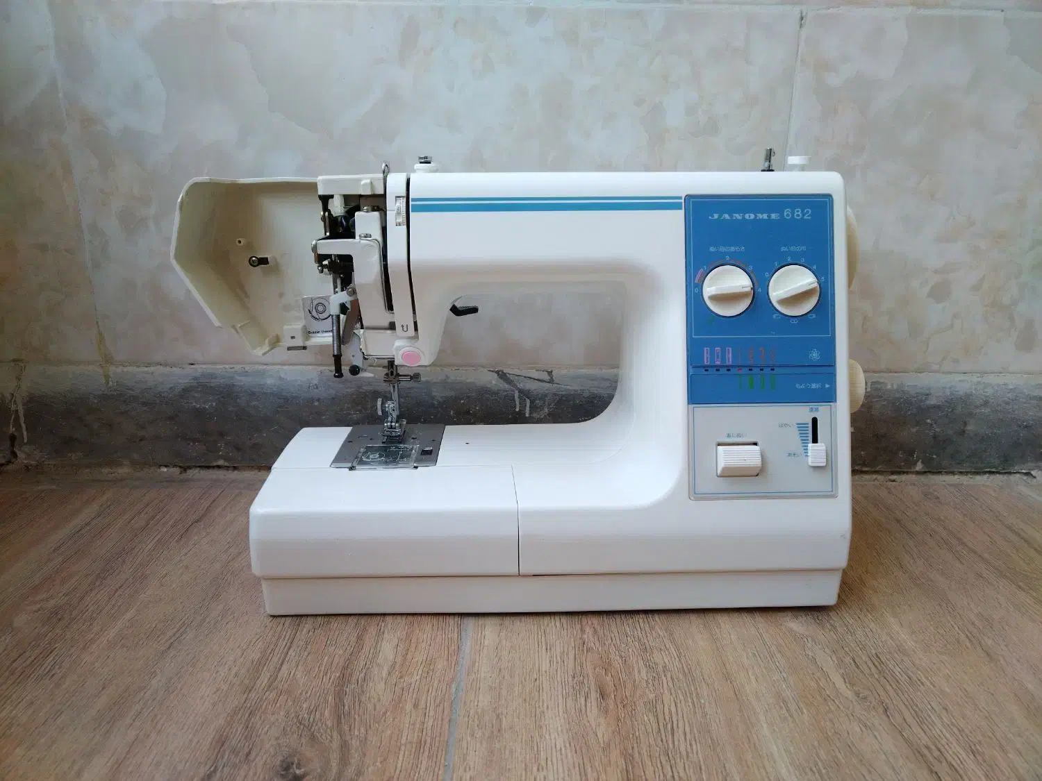 چرخ خیاطی ژاپن ژانومه در حد آکبند واقعی|چرخ خیاطی و ریسندگی|شیراز, شهرک نیروی انتظامی|دیوار