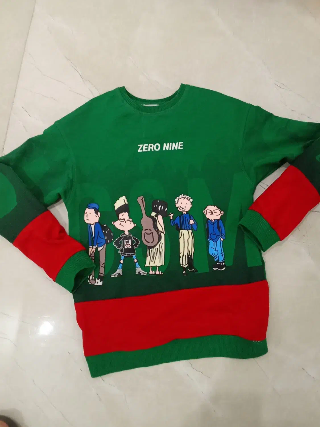 بچگانه|کفش و لباس بچه|ساوه, |دیوار