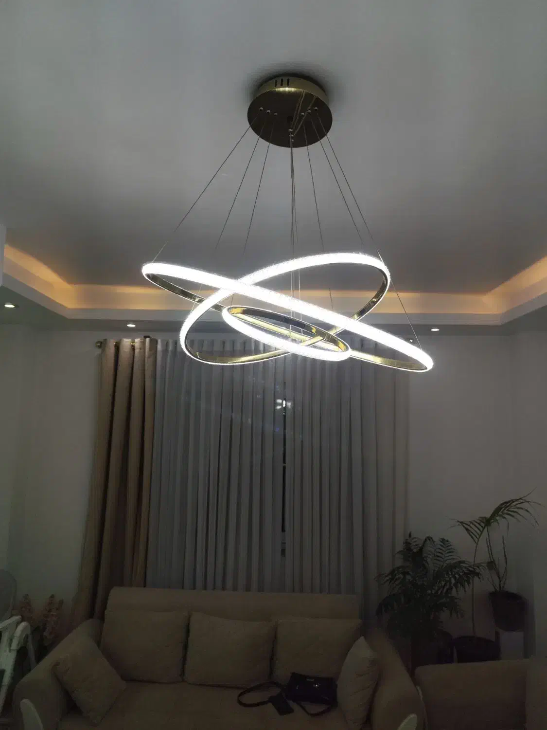 لوستر|لوستر و چراغ آویز|رشت, دیانتی|دیوار