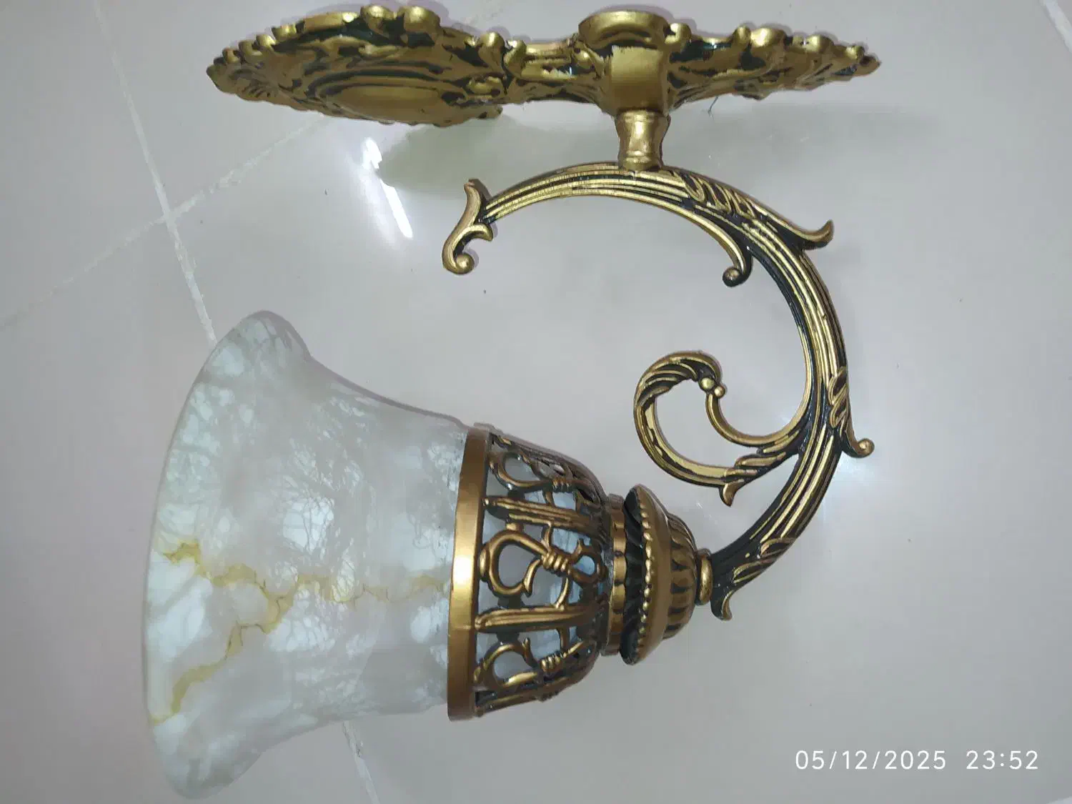 لوستربرنز۶شعله۵تومن و۳تادیوارکوب۳تومن|لوستر و چراغ آویز|کاشان, شهرک خاتم الانبیا (مسکن ملی کاشان)|دیوار