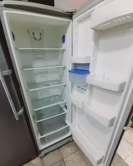 یخچال فریزر نقره ای میشل دیجیتالی بدون برفک|یخچال و فریزر|تربتحیدریه, مسجد جامع|دیوار