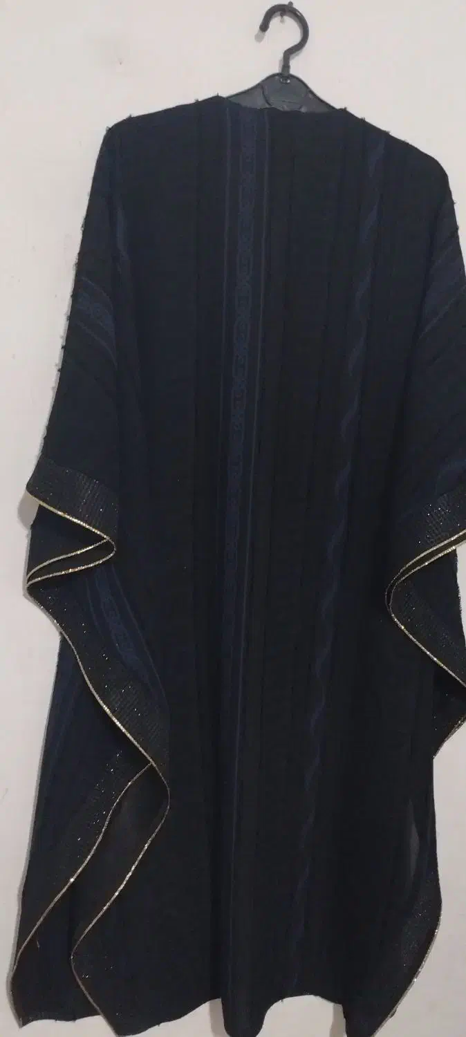 حراج تعدادی مانتو عبا کت شلوار کیف پانچ|حراج|شیراز, صاحب الزمان|دیوار