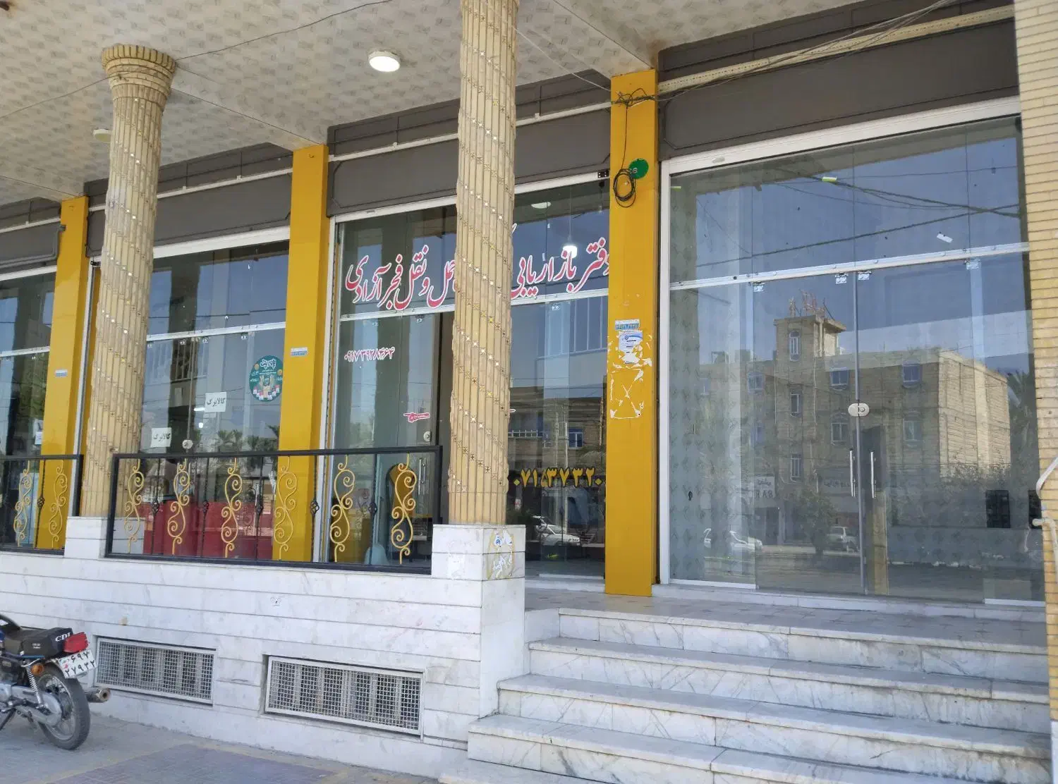 اجاره یک باب مغازه واقع در بلوار رهبری ۶۶|اجارهٔ مغازه و غرفه|جهرم, |دیوار