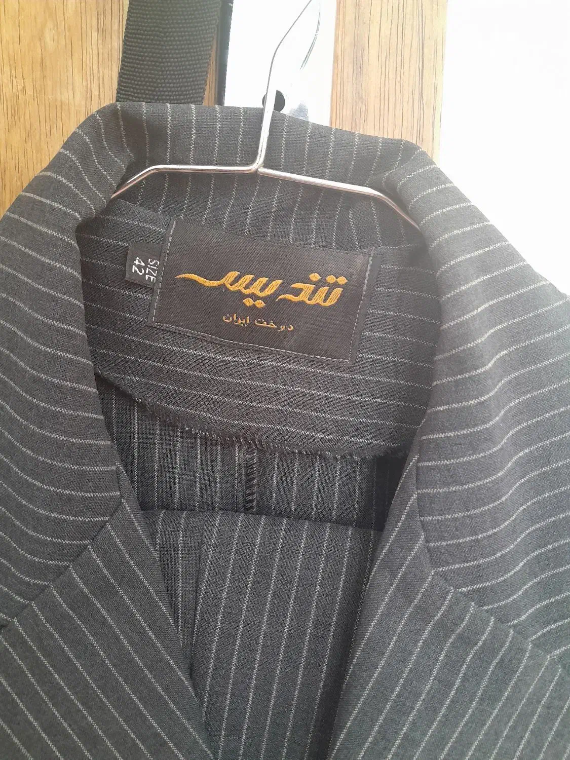 لباس|لباس|اسلامآباد غرب, |دیوار