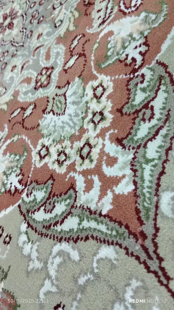 فرش ۱۲ متری زمرد مشهد|فرش|گلبهار, شهر جدید گلبهار|دیوار