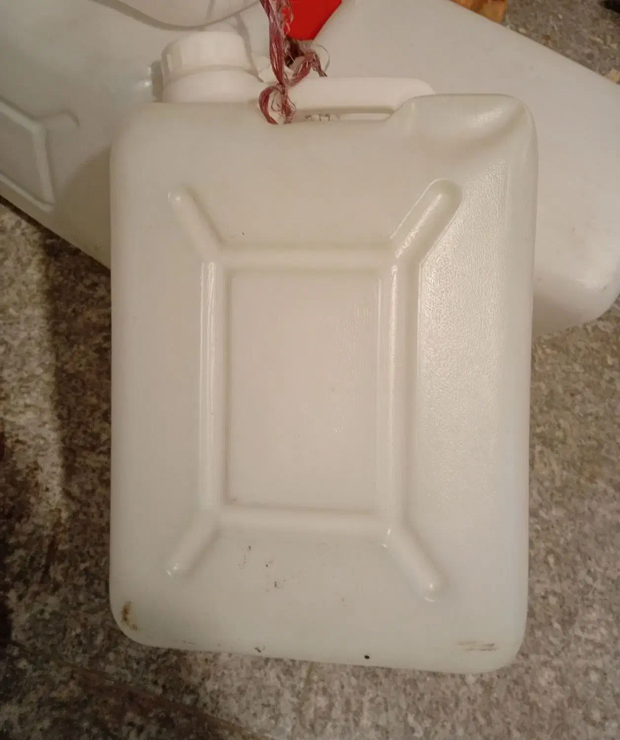 دبه اب|ظروف نگهدارنده، پلاستیکی، یکبارمصرف|اردبیل, |دیوار