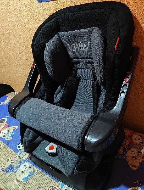 صندلی ماشین|اسباب و اثاث بچه|رشت, کوی قدس|دیوار