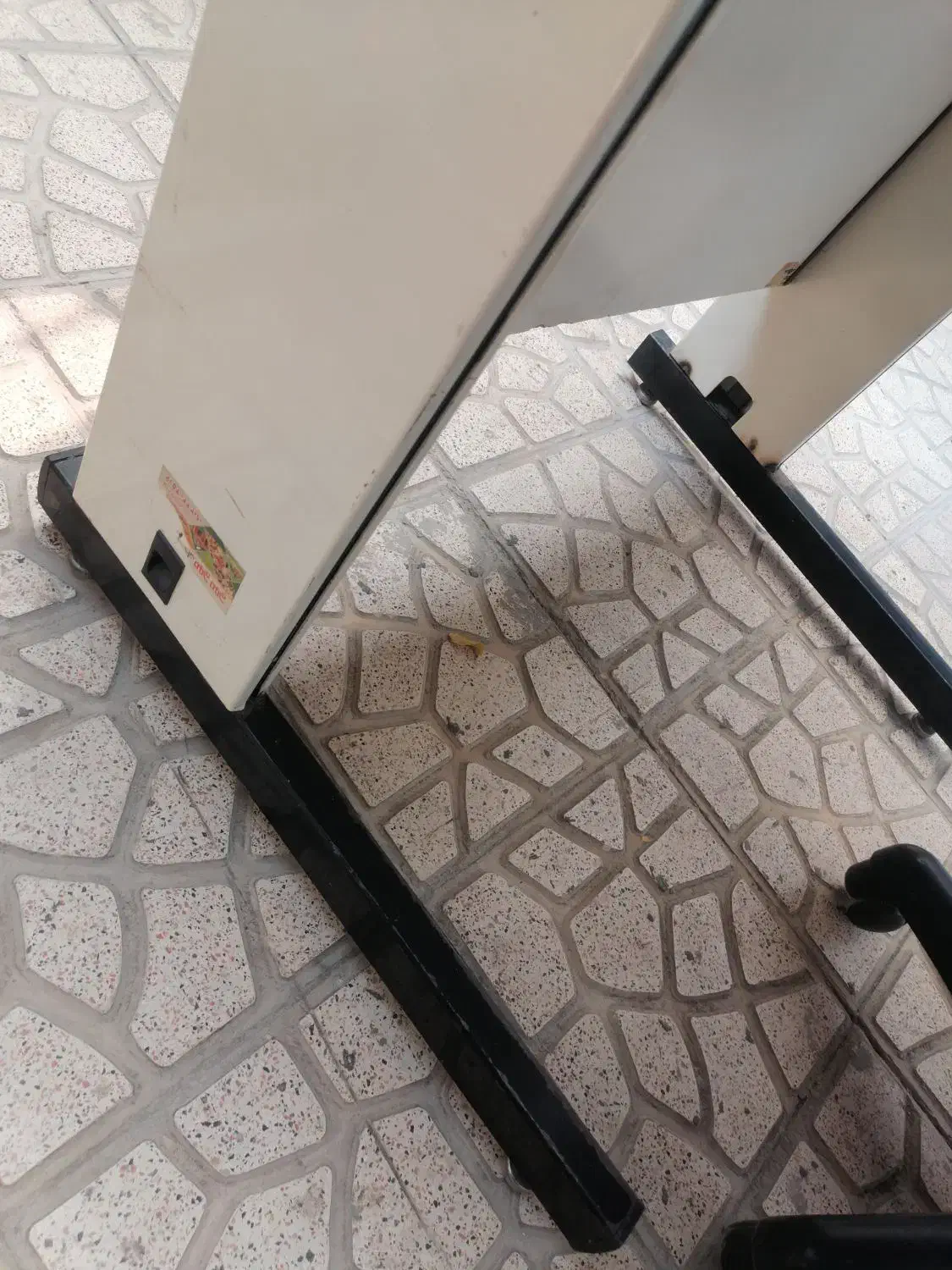 میز کامپیوتر با صندلی|میز تحریر و کامپیوتر|بومهن, |دیوار