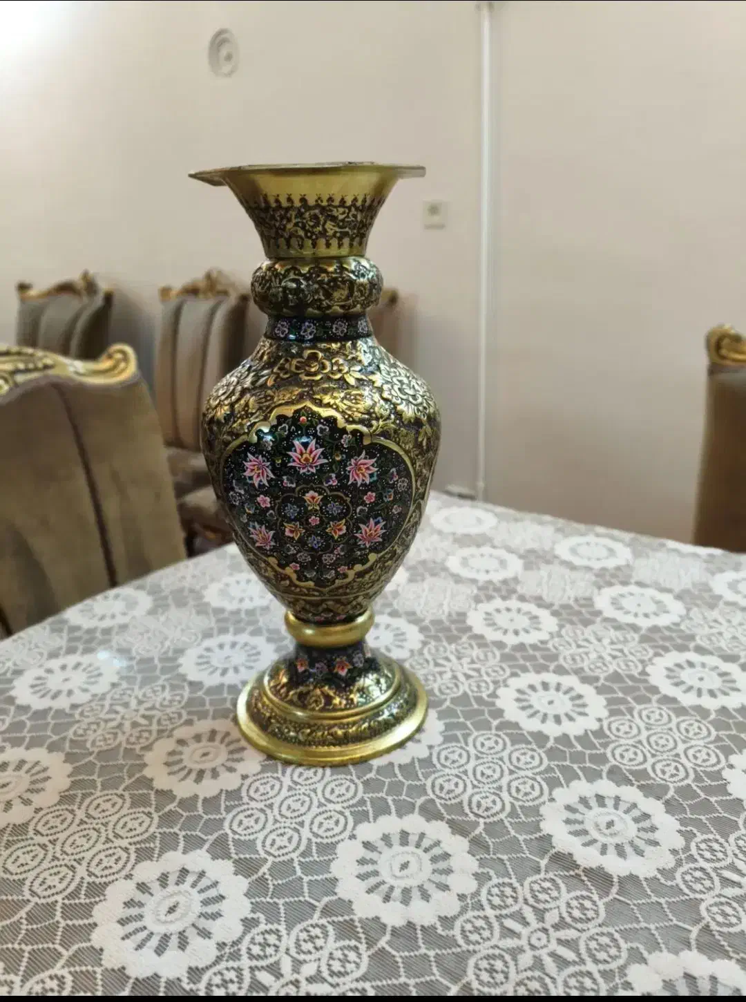 اسب و گلدان برنزی|صنایع دستی و سایر لوازم تزئینی|فردیس, شهرک ارم|دیوار