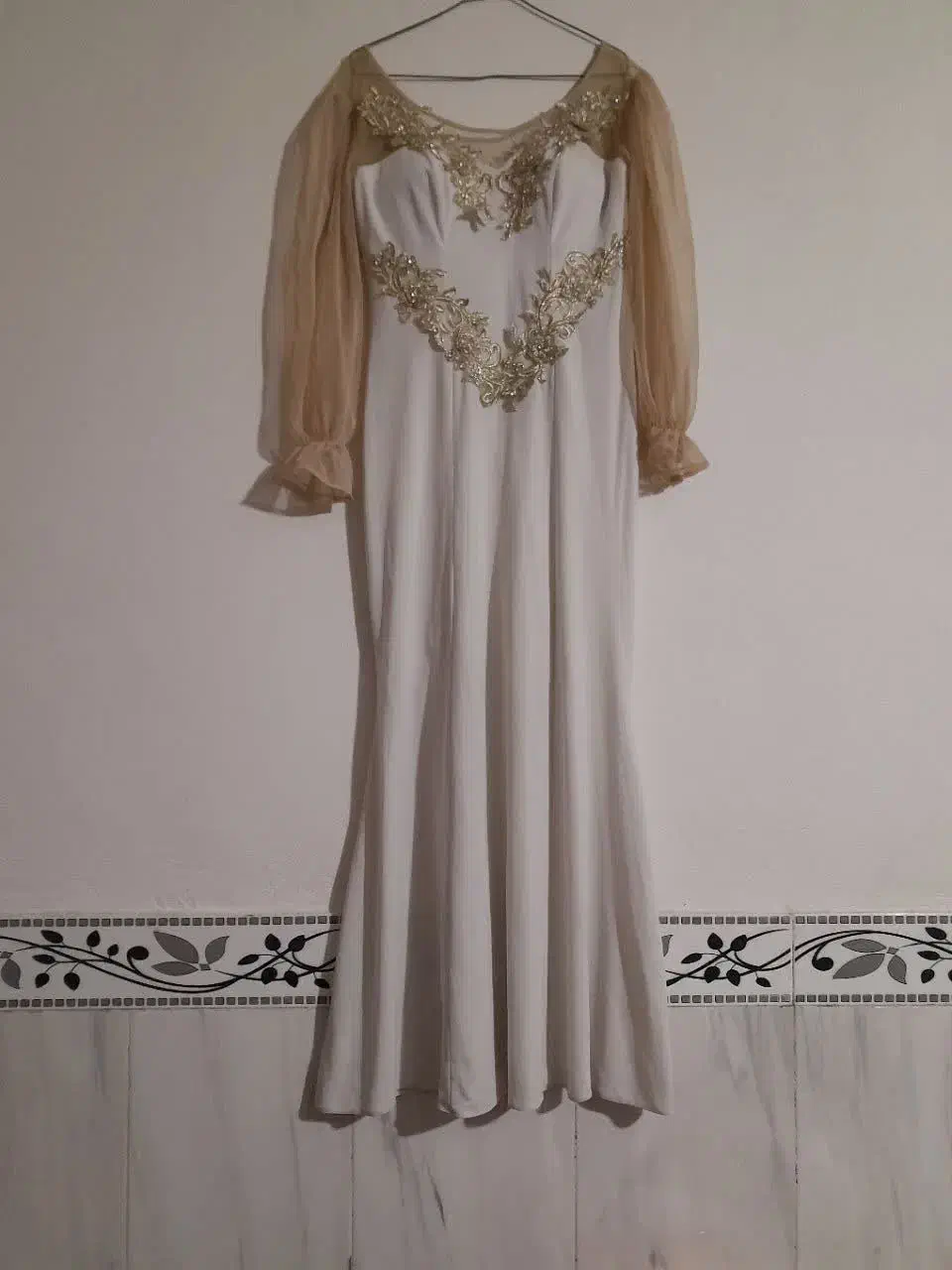 لباسمجلسیدرحد|لباس|شاهرود, |دیوار