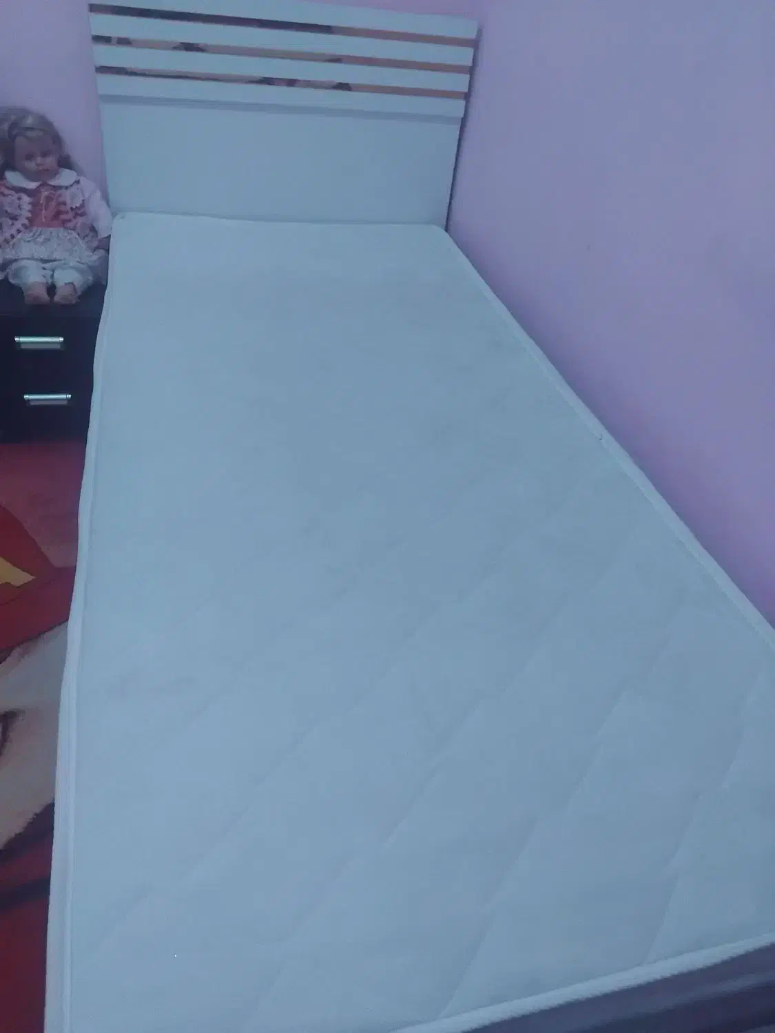 تشک و فرش بچگانه در حد نو سالم|تشک تختخواب|کرمانشاه, |دیوار