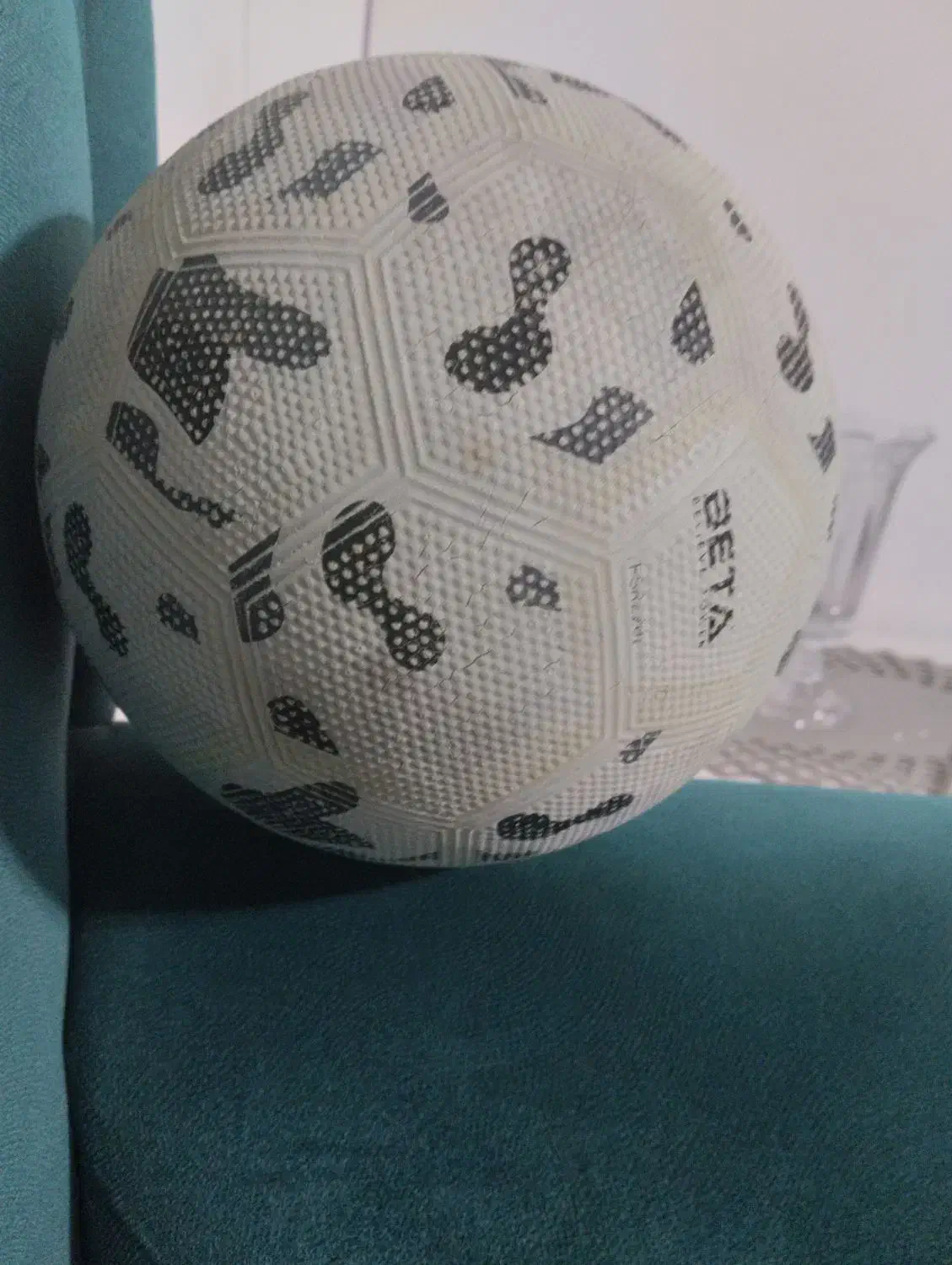 توپ فوتبال چهل تیکه|تجهیزات ورزشی|رشت, پاستوریزه|دیوار