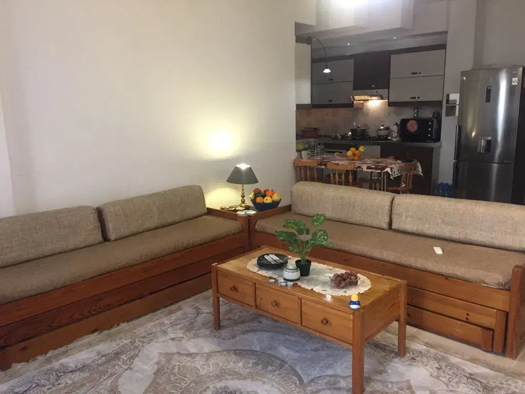 مبل راحتی با ۳ طبقه تخت تمام چوب|مبلمان خانگی و میز عسلی|کیش, |دیوار