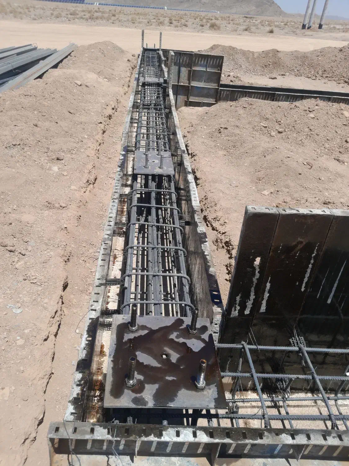 اجرای فونداسیون داخل خارج شهر|خدمات پیشه و مهارت|بیرجند, |دیوار