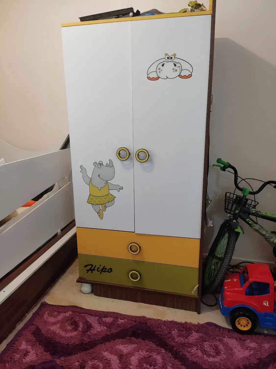 تخت و کمد کودک و نوجوان|تخت و سرویس خواب|اهواز, فاز ۱ پادادشهر|دیوار