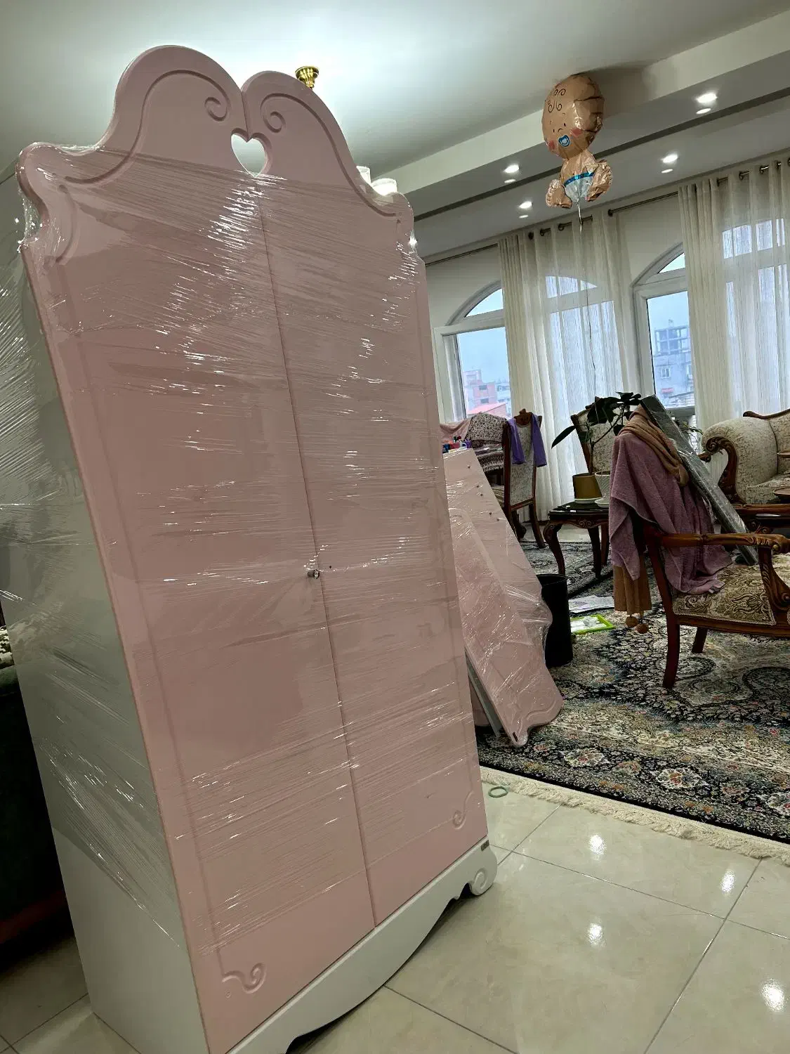 فروش سرویس چوب اتاق کودک (دختر) کار وکیوم وارداتی|تخت و سرویس خواب|آمل, |دیوار