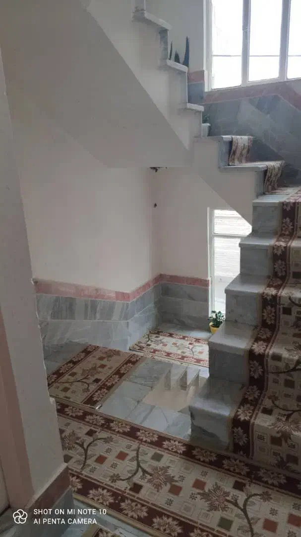 گلیم فرش راه پله و آشپزخانه|گلیم، جاجیم، گبه|سنندج, |دیوار