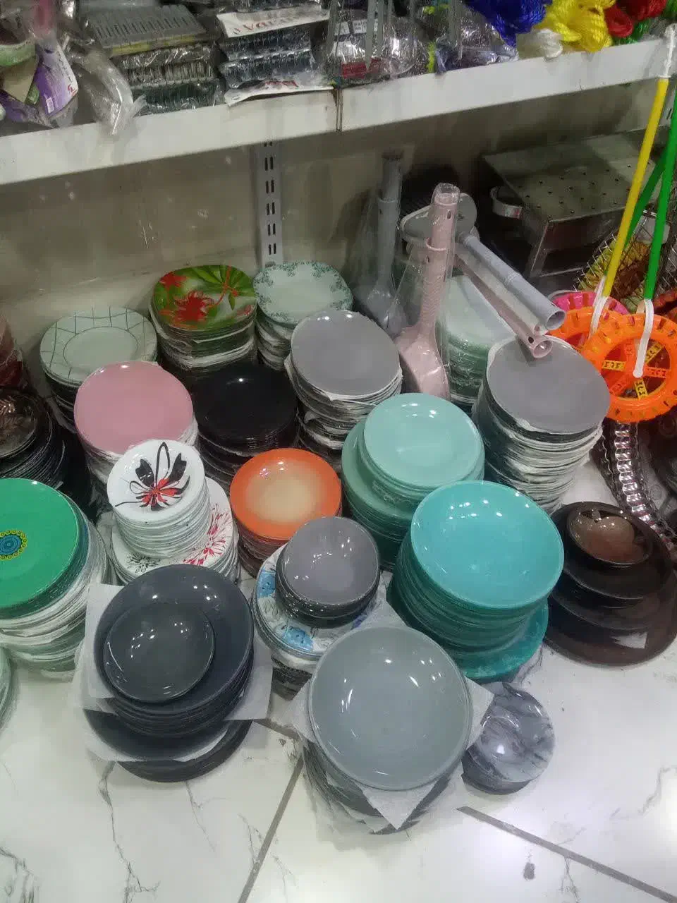 ظرف شیشه ای طرح دار|ظروف سرو و پذیرایی|قم, حنیف نژاد|دیوار