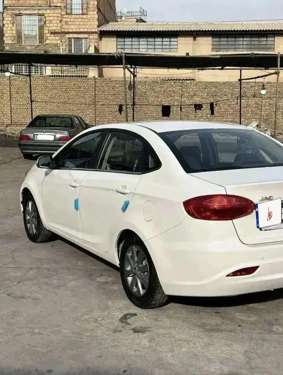 ماشین j 4 مدل 1403 با جک|خودرو سواری و وانت|تبریز, |دیوار