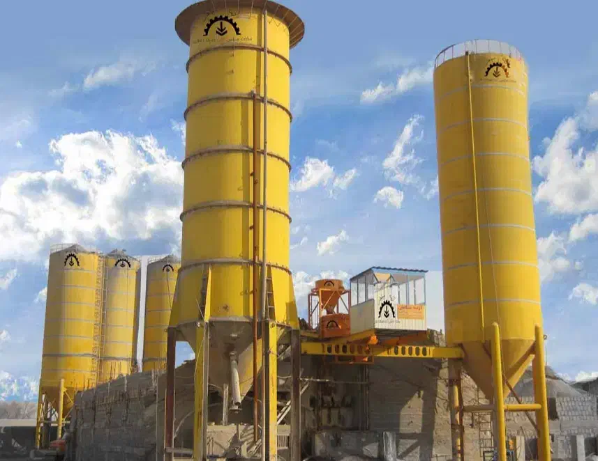 فنی کار و آچار به دست|استخدام صنعتی، فنی، مهندسی|ابهر, |دیوار