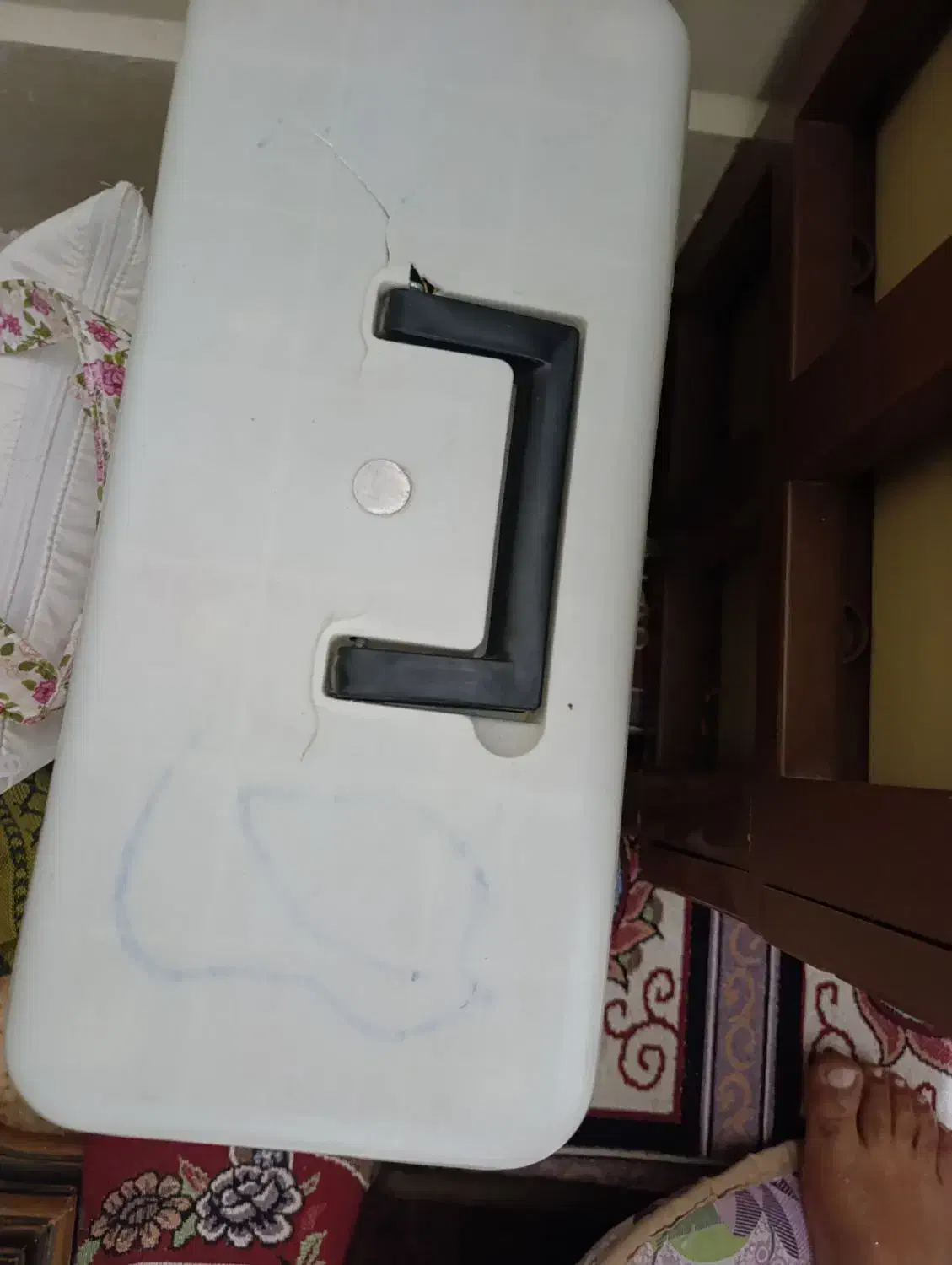 چرخ قدیمی با دینام|چرخ خیاطی و ریسندگی|قصرقند, |دیوار