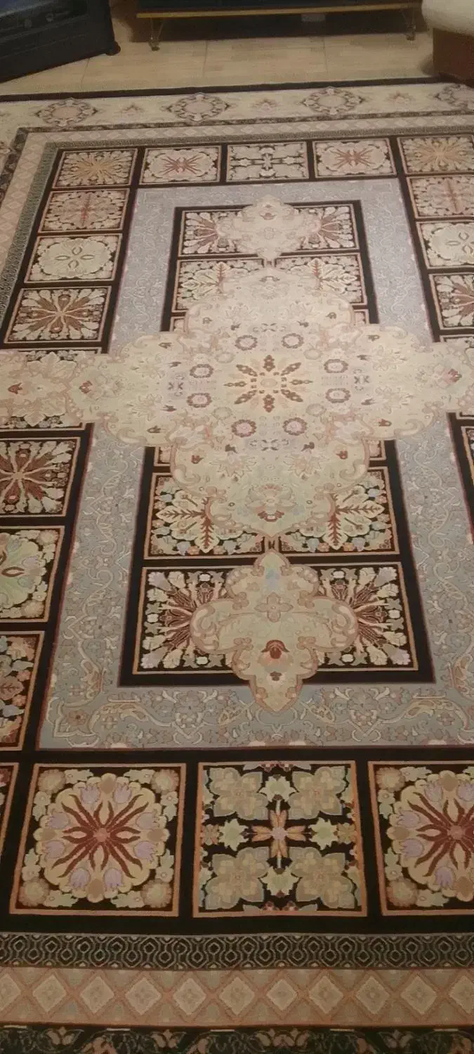 فرش نوی نو|فرش|رشت, رشتیان|دیوار