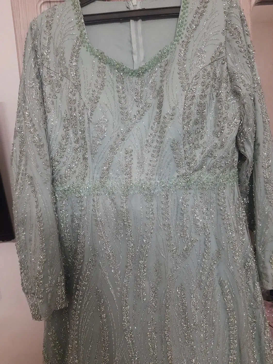 لباس|لباس|شیرینسو, |دیوار