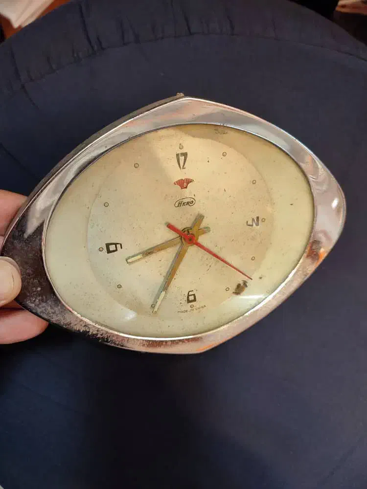 ساعت|کلکسیون اشیاء عتیقه|رشت, صفاری|دیوار