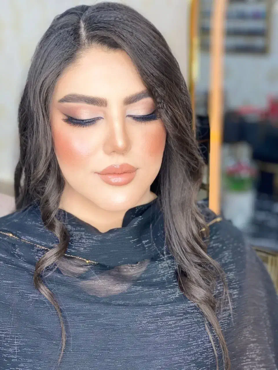 میکاپ|خدمات آرایشگری و زیبایی|دورود, |دیوار